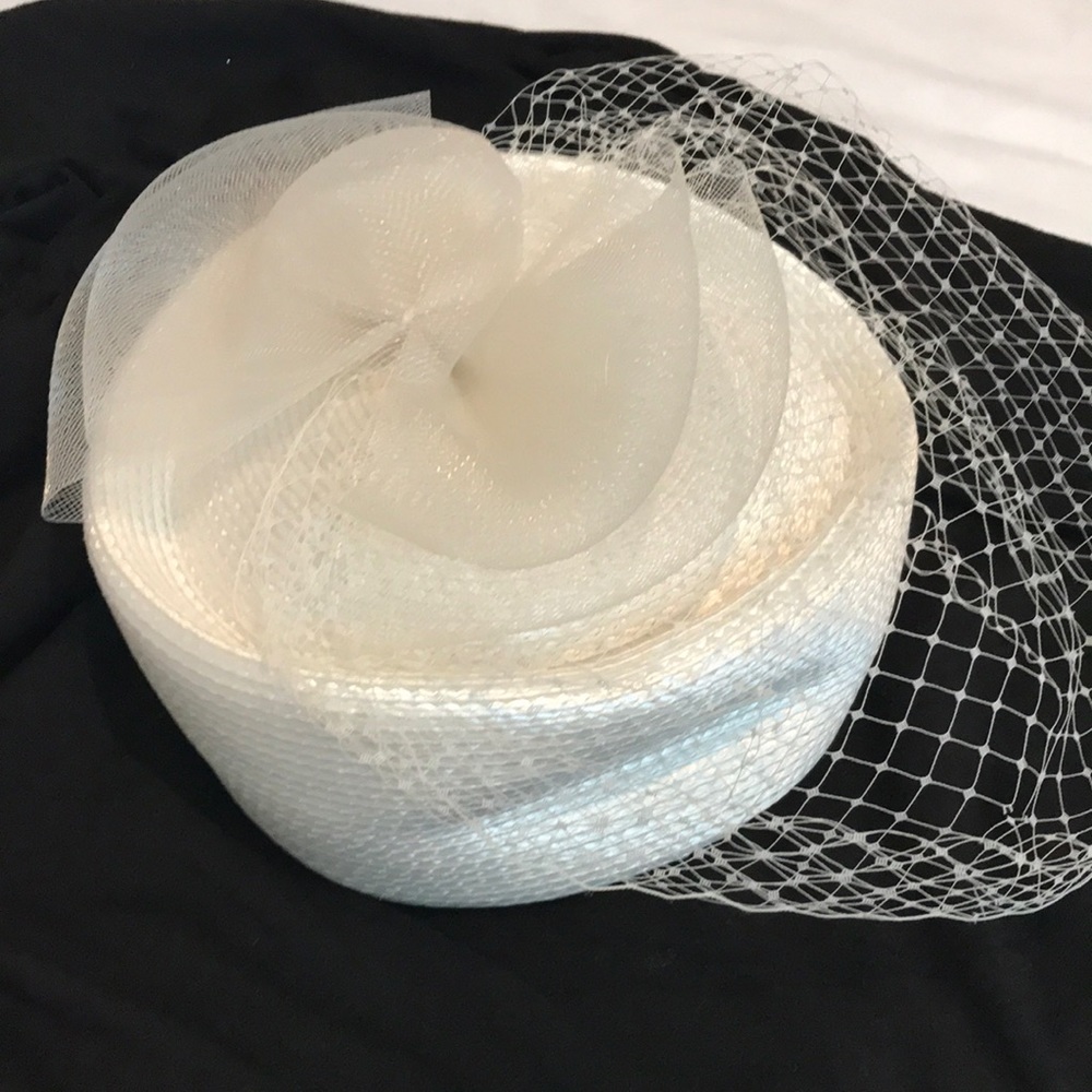 Vintage pillbox hat